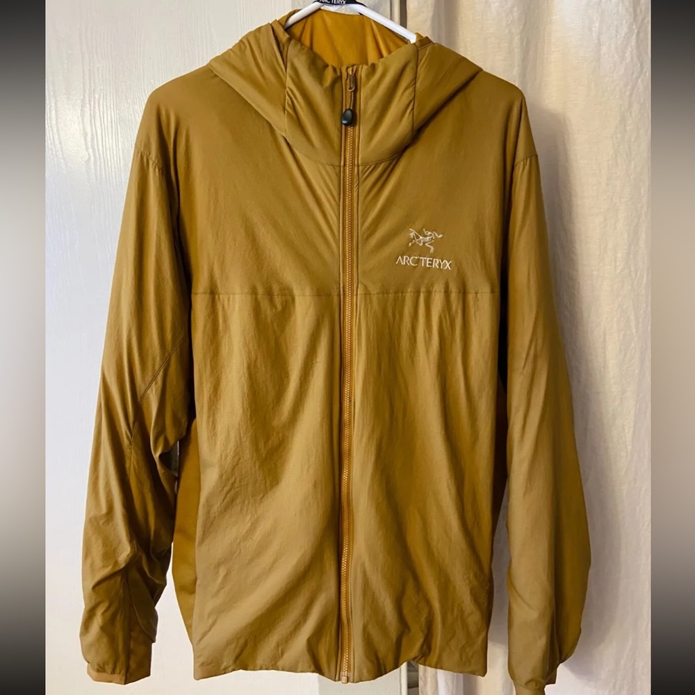Art’teryx atom hoody